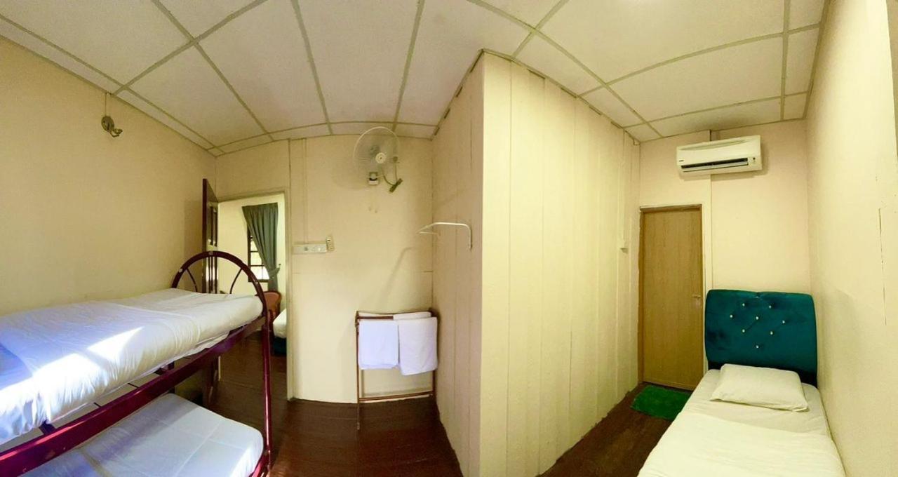 Dgeting Beach Resort Tumpat Extérieur photo